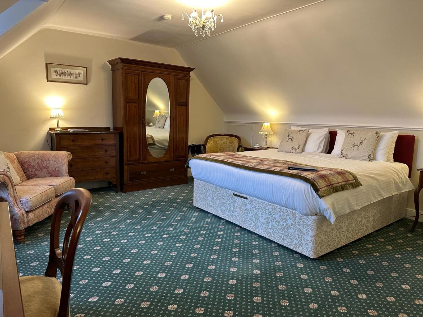 Ravenscourt House, Guest House Grantown-on-Spey エクステリア 写真