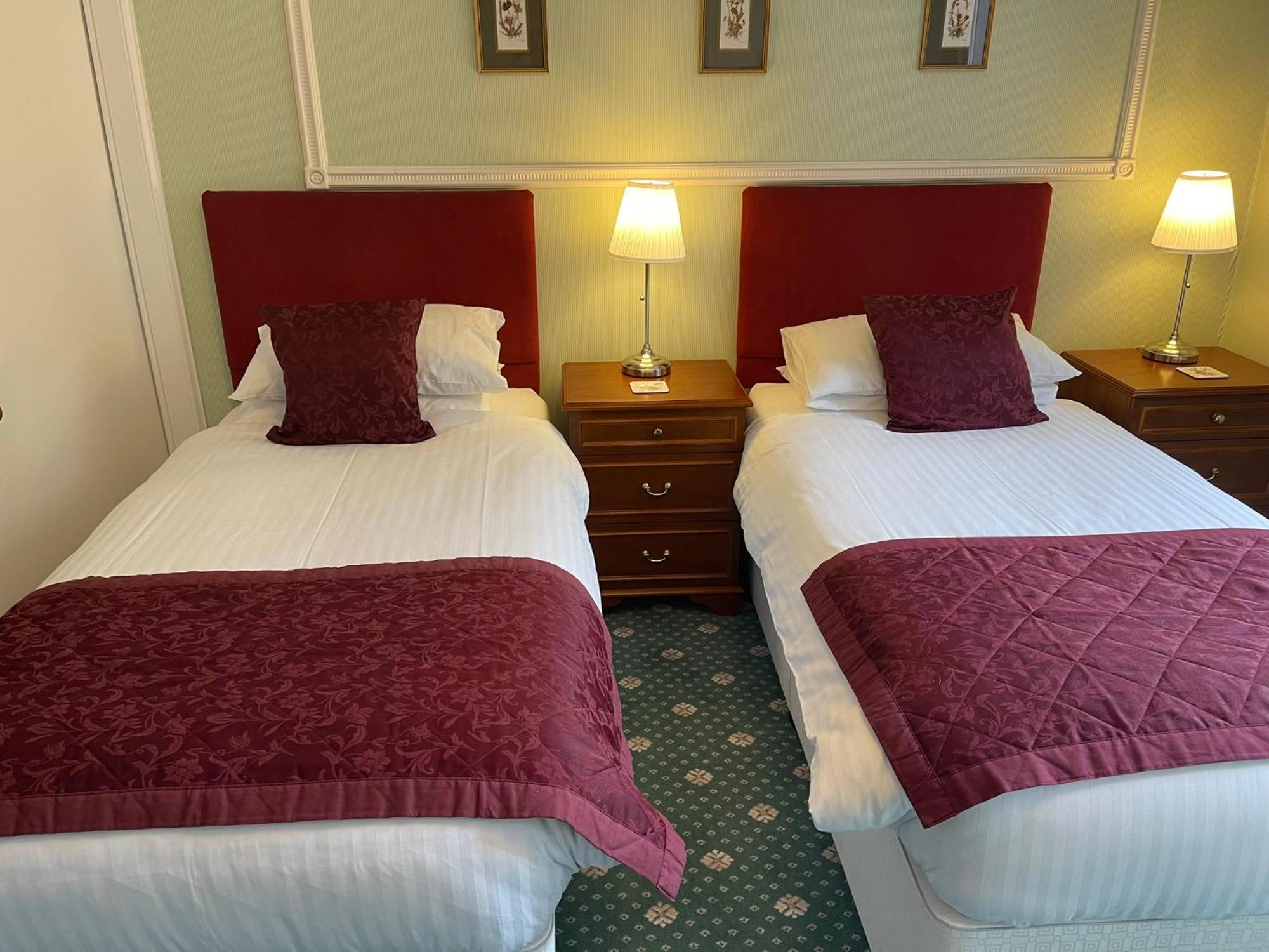 Ravenscourt House, Guest House Grantown-on-Spey エクステリア 写真