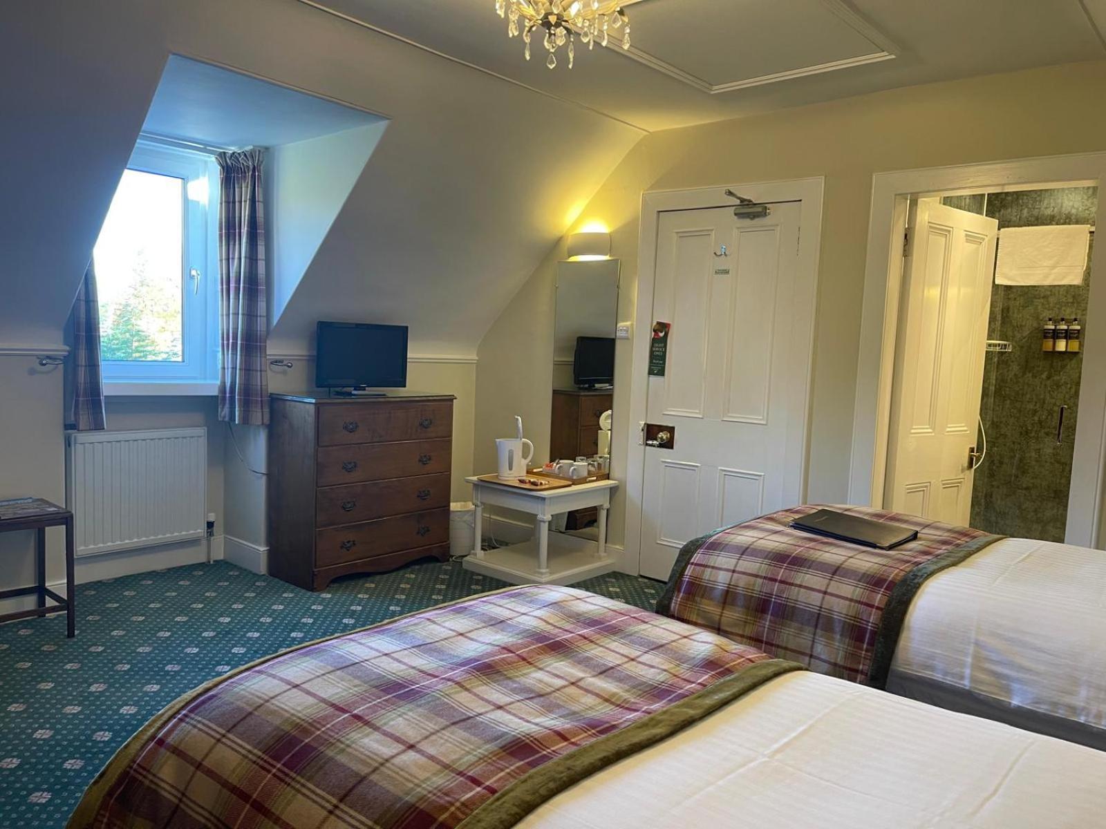 Ravenscourt House, Guest House Grantown-on-Spey エクステリア 写真