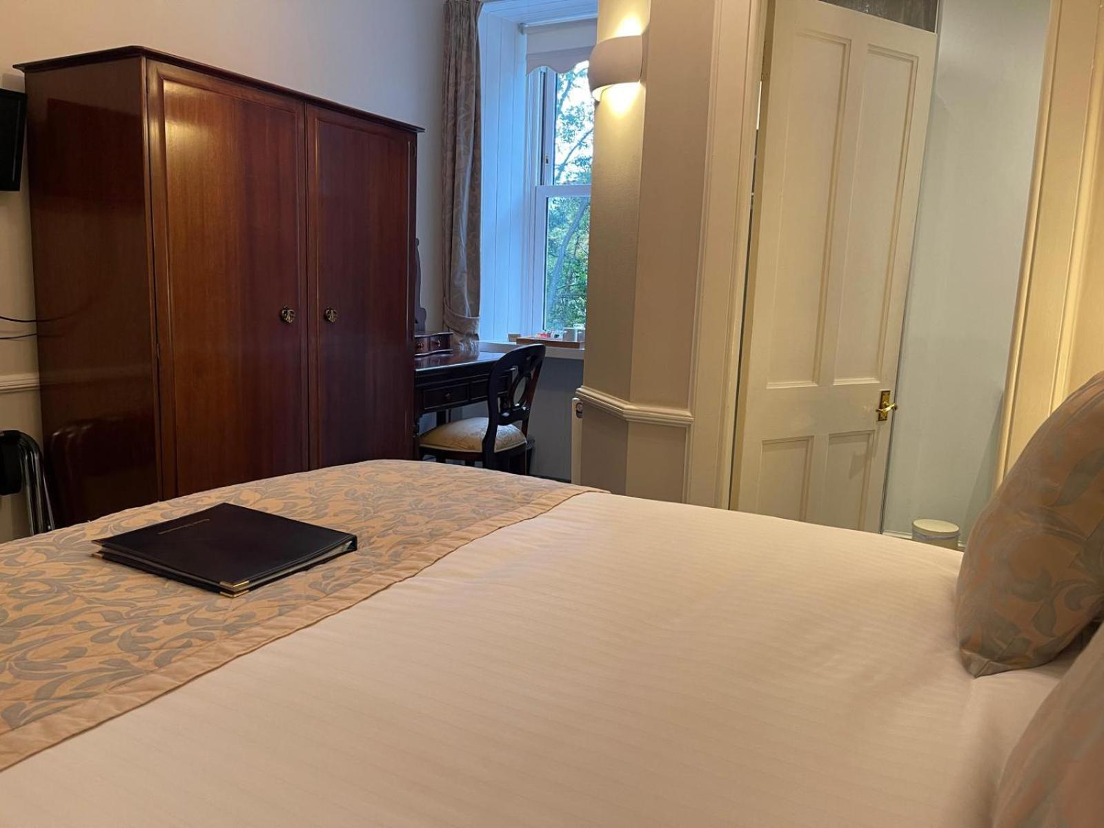 Ravenscourt House, Guest House Grantown-on-Spey エクステリア 写真