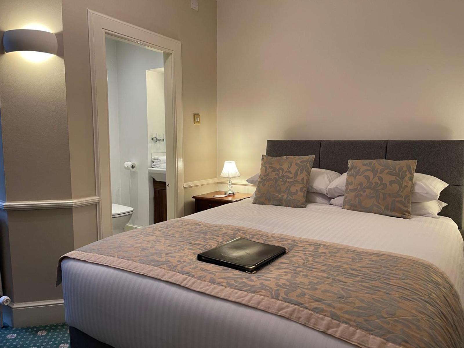 Ravenscourt House, Guest House Grantown-on-Spey エクステリア 写真
