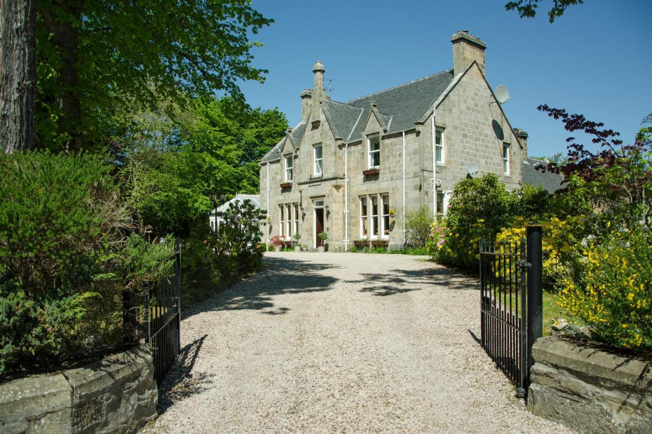 Ravenscourt House, Guest House Grantown-on-Spey エクステリア 写真